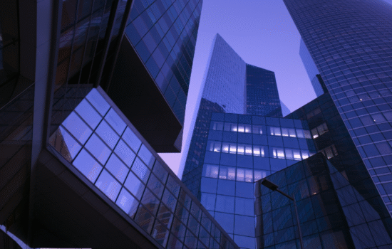 Why Chicago Office Complexes Are Vulnerable Without Smart Access Controls